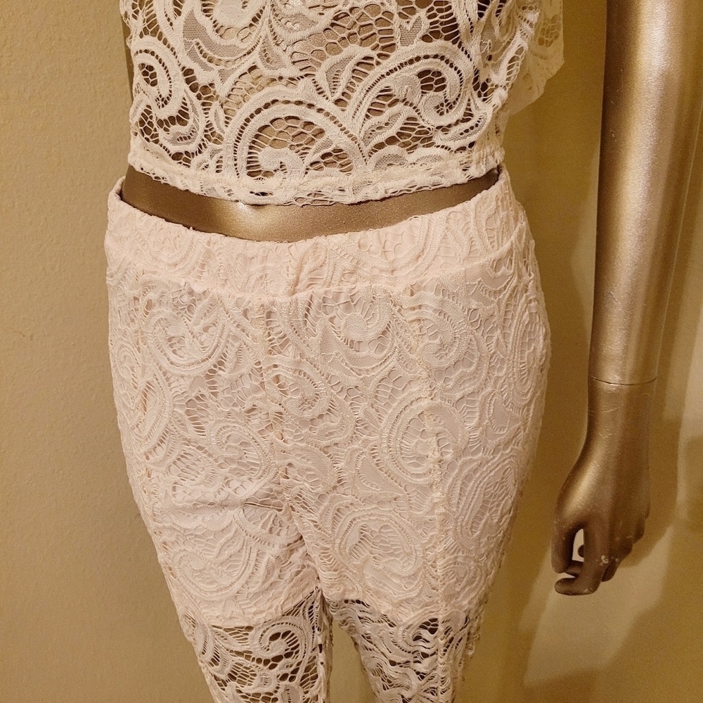 NEW VENUS Ivory Lace Flare Leg 2 Piece Bohemian Festival Beach Pant Set - Picture 8 of 16